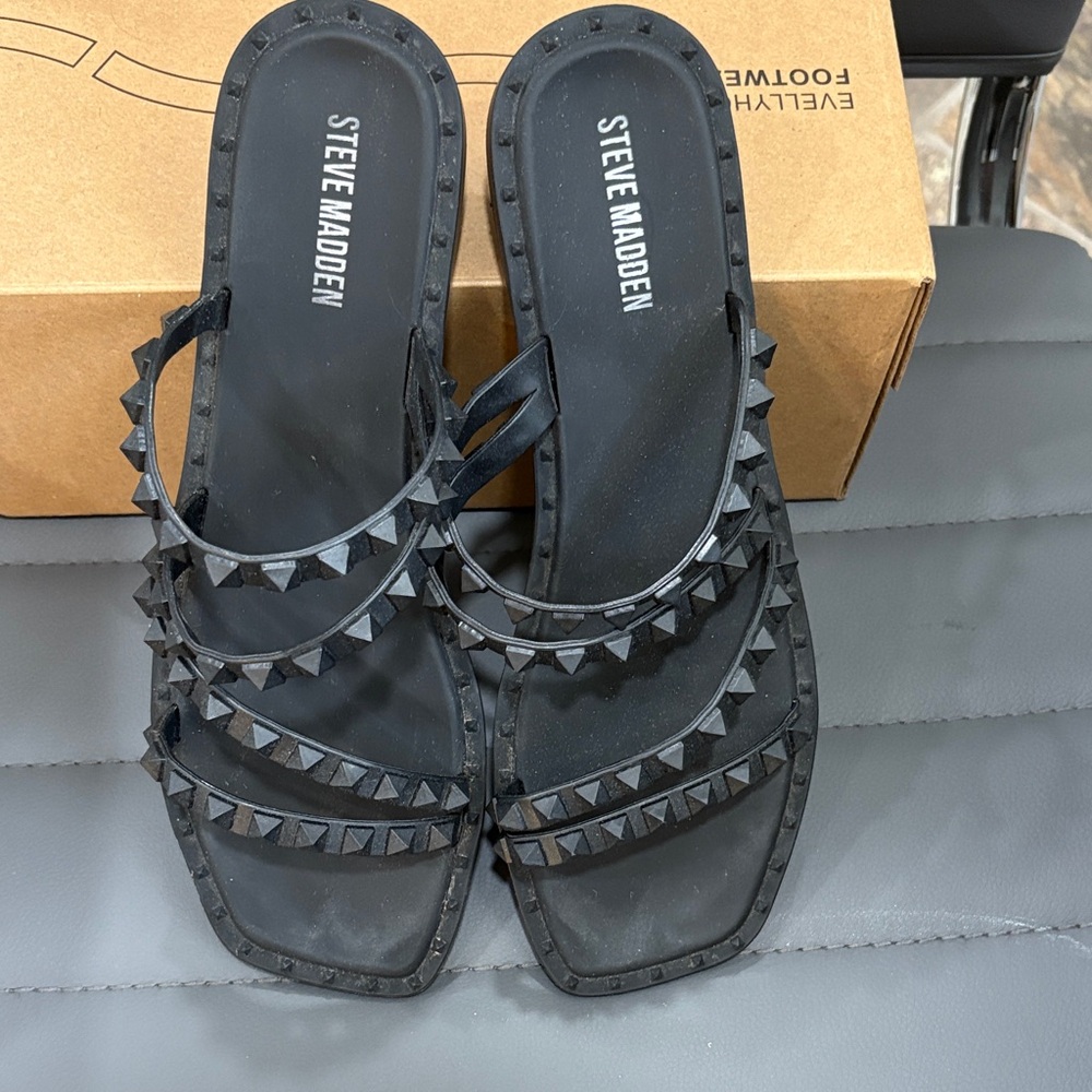 Steve Madden Black Studded Sandals